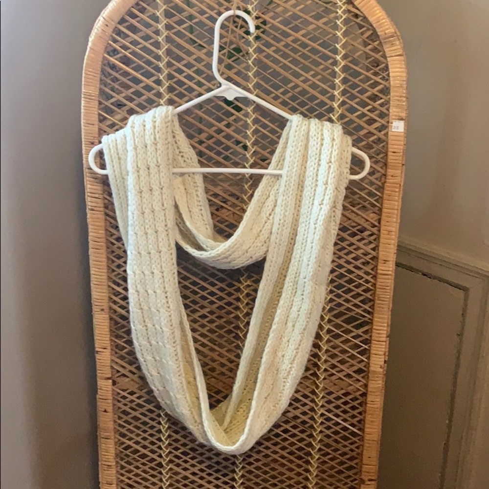 Cream knitted infinity scarf